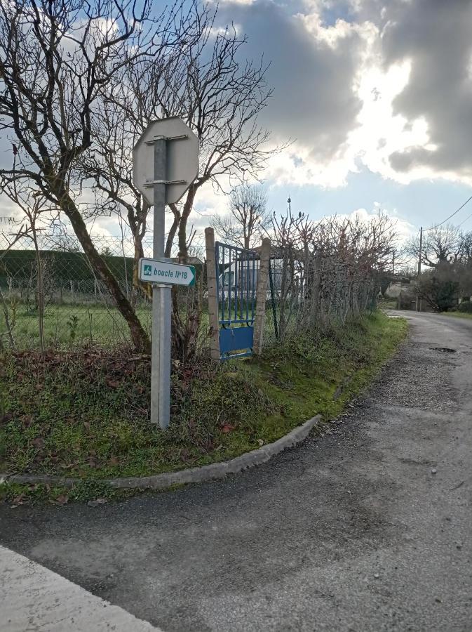 Gite Zen Dans Les Bois Blesignac Exterior foto