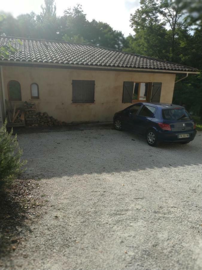 Gite Zen Dans Les Bois Blesignac Exterior foto